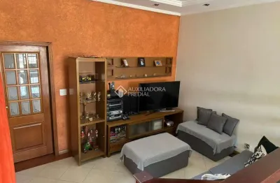 Casa com 5 quartos à venda na rua jaguariúna, 31, jardim cristiane, santo andré, 360 m2 por r$ 1.800.000