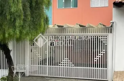 Casa em condomínio fechado com 3 quartos à venda na rua jaboticabal, 21, baeta neves, são bernardo do campo, 184 m2 por r$ 640.000