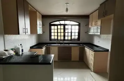 Casa com 4 quartos à venda na avenida pedro mendes, 1200, montanhão, são bernardo do campo, 208 m2 por r$ 680.000