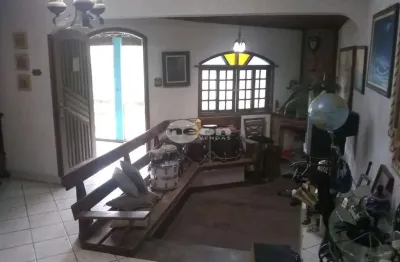Casa com 3 quartos à venda na rua álvaro da silva madeira, 77, varginha, são bernardo do campo, 254 m2 por r$ 400.000