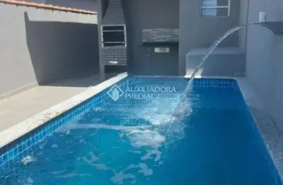 Casa com 2 quartos à venda na porto alegre, 412, bopiranga, itanhaém, 68 m2 por r$ 350.000