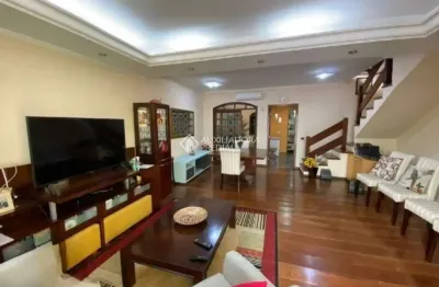 Casa com 3 quartos à venda na rua nicola spinelli, 443, nova petrópolis, são bernardo do campo, 217 m2 por r$ 1.199.900
