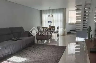 Casa com 4 quartos à venda na rua angelina ronchi martin bianco, 279, planalto, são bernardo do campo, 276 m2 por r$ 975.000