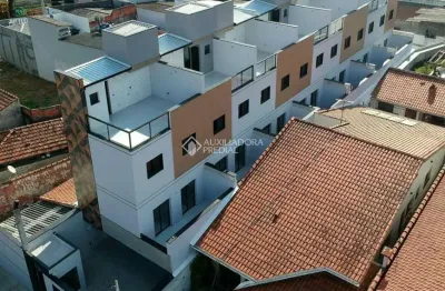 Casa em condomínio fechado com 2 quartos à venda na rua atalaia, 216, parque industriário, santo andré, 100 m2 por r$ 531.915