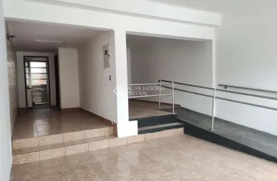 Casa comercial para alugar na avenida índico, 958, jardim do mar, são bernardo do campo, 236 m2 por r$ 6.000