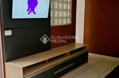 Apartamento com 2 quartos para alugar na rua vaticano, 353, utinga, santo andré, 49 m2 por r$ 2.000