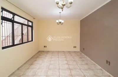 Casa com 3 quartos para alugar na rua lombroso, 130, vila curuçá, santo andré, 228 m2 por r$ 4.400