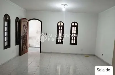 Casa em condomínio fechado com 3 quartos para alugar na rua emílio baccarat, 56, dos casa, são bernardo do campo, 163 m2 por r$ 3.520