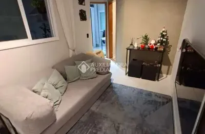 Apartamento com 2 quartos para alugar na rua urupês, 64, jardim cristiane, santo andré, 42 m2 por r$ 2.420