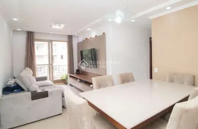 Apartamento com 3 quartos para alugar na Avenida Armando Ítalo Setti, 417, Baeta Neves, São Bernardo do Campo, 62 m2 por R$ 2.670