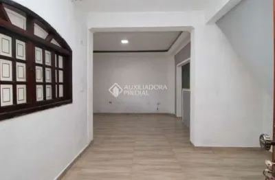 Casa em condomínio fechado com 3 quartos para alugar na Rua Olímpia, 792, Vila Camilópolis, Santo André, 217 m2 por R$ 3.700