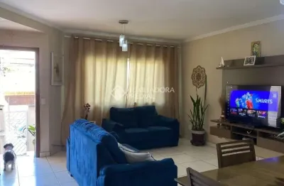 Casa com 3 quartos para alugar na Alameda das Oliveiras, 86, Demarchi, São Bernardo do Campo, 236 m2 por R$ 3.900