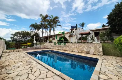 Sensacional chacara dentro de associação de moradores na Cidade de Atibaia.