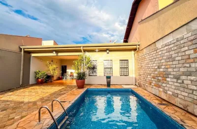 Linda casa térrea com 162 m², 3 quartos, escritório e piscina aquecida no bairro lagoinha