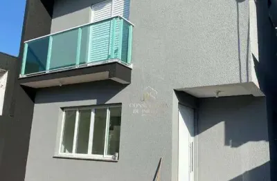 Sobrado novo para Venda com 3 dormitórios, próximo ao centro de Suzano