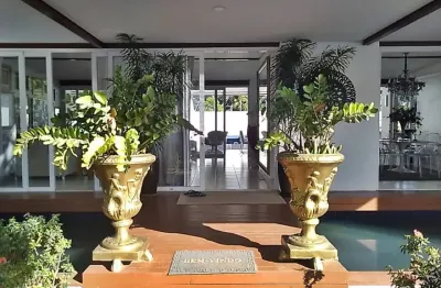 Vendo linda casa em vilas do atlântico. r$ 2.500.000,00