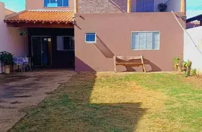 Sobrado com 3 dormitórios à venda, 140 m² por r$ 300.000,00 - jardim cambuí - botucatu/sp