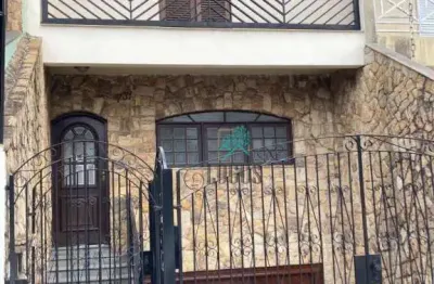 Sobrado com ótima disposição de 244m², composto por 3 dormitórios sendo 1 suíte com hidro, à venda por r$ 950.000 - vila camilópolis, santo andré/sp