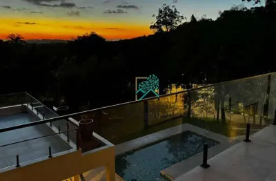 Casa de Campo de Alto Padrão com 4 dormitórios à venda, 300 m² por R$ 1.850.000 - Condomínio Portal Ouro Verde - Atibaia/SP