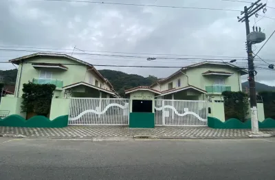 Casa em condomínio fechado com 2 quartos à venda no Centro, Mongaguá 