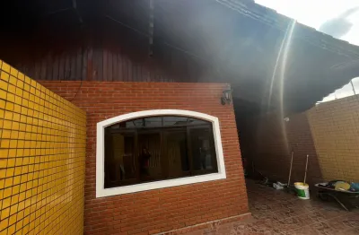Casa com 2 quartos à venda no Jardim Praia Grande, Mongaguá 