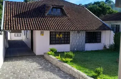 Sobrado em quatro barras com piscina e vista para  montanha !