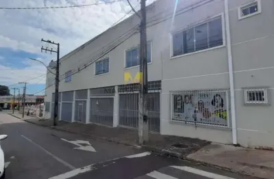 Sala comercial para locação, vão livre de 414m², pode ser dividida em várias salas no centro de piraquara!!!