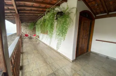Casa com 4 quartos à venda, 357 m² por r$ 1.600.000 - santa terezinha - juiz de fora/mg