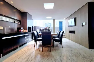 Casa com 3 quartos à venda na Rua Barão de Santa Helena, Granbery, Juiz de Fora
