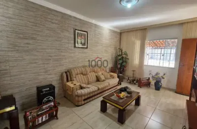 Casa com 3 quartos à venda na Rua Tamanduá-Mirim, Ipiranga, Juiz de Fora
