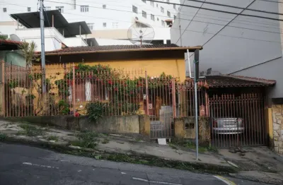 Casa com 3 quartos à venda na Rua Machado Sobrinho, Alto dos Passos, Juiz de Fora