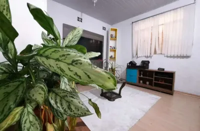 Casa com 2 quartos à venda na Rua Belizário de Castro, Grajaú, Juiz de Fora