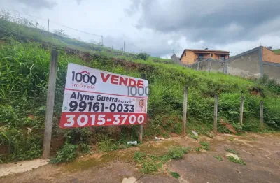 Terreno à venda na Rua Renato Dias, Bom Pastor, Juiz de Fora