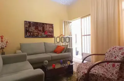 Casa com 3 quartos à venda na Rua Mariano Procópio, Mariano Procópio, Juiz de Fora