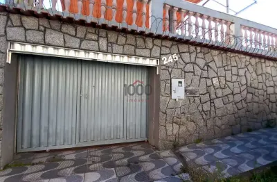 Casa com 3 quartos à venda na Rua Pedro Gonçalves de Oliveira, Bom Pastor, Juiz de Fora