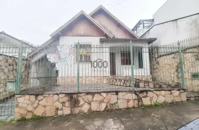 Casa com 3 quartos à venda na Rua Araguaia, São Mateus, Juiz de Fora