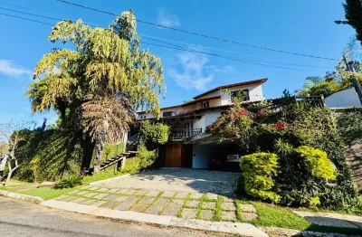 Casa com 5 quartos à venda na Rua José Machado Penido, Parque Guadalajara, Juiz de Fora
