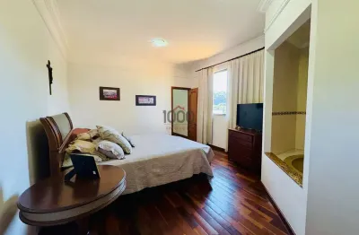 Casa com 5 quartos à venda na Rua José Machado Penido, Parque Guadalajara, Juiz de Fora