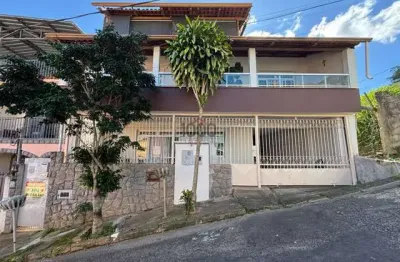 Casa com 3 quartos à venda na Rua Luiz Carlos, Santo Antônio, Juiz de Fora