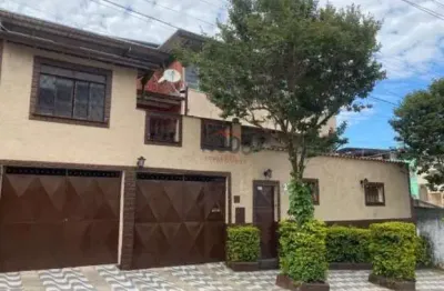 Casa com 4 quartos à venda na Rua Professor Oscar Paulo Almeida, Costa Carvalho, Juiz de Fora