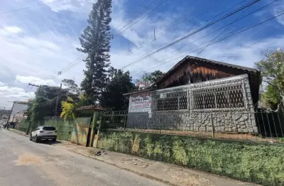Terreno à venda na Rua Franklin Soares Ferreira, Grama, Juiz de Fora