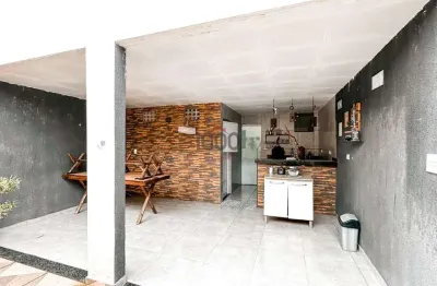 Casa com 3 quartos à venda na Rua Custódio de Rezende Bastos, Jardim dos Alfineiros, Juiz de Fora