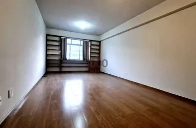 Kitnet / Stúdio para alugar na Avenida Barão do Rio Branco, Centro, Juiz de Fora