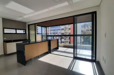 Apartamento com 2 quartos para alugar na Avenida Presidente Itamar Franco, São Mateus, Juiz de Fora