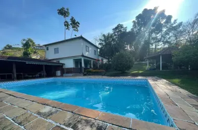 Chácara / sítio com 4 quartos à venda na Rua Verde Vale, Recanto dos Lagos, Juiz de Fora