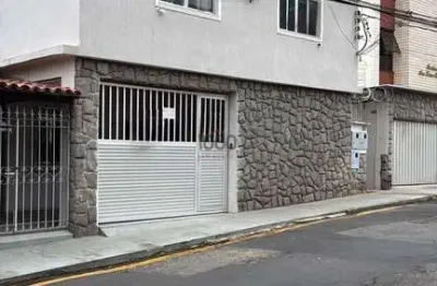 Casa com 4 quartos para alugar na Rua da Laguna, Jardim Glória, Juiz de Fora