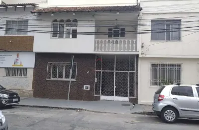 Casa com 3 quartos à venda na Rua Comendador Francisco Brandi, São Mateus, Juiz de Fora
