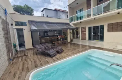 Casa com 3 quartos à venda na Rua Eduardo Sathler, São Pedro, Juiz de Fora