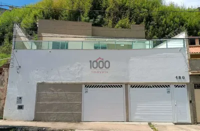 Casa com 3 quartos à venda na Rua José Ladeira, Santa Teresa, Juiz de Fora