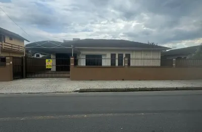 Casa para aluguel tem 129 metros quadrados com 3 quartos em iririú - joinville - sc